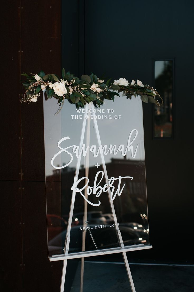 Bows n Blooms Name Sign